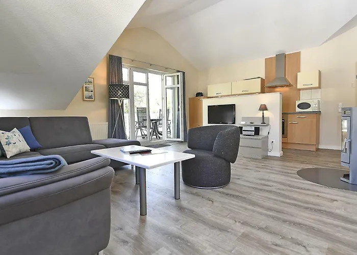 Seerose - 12 Sellin (Rugen)